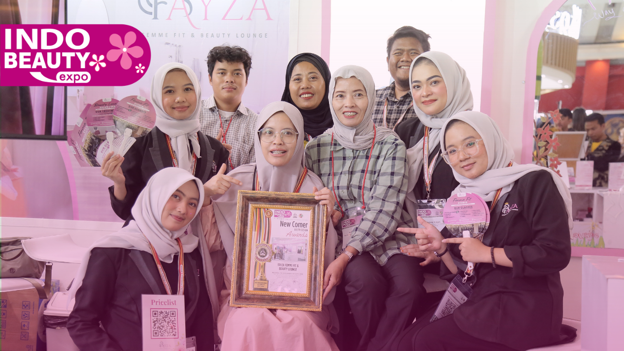 Fayza Raih Penghargaan Desain Booth Terbaik di Indo Beauty Expo 2025!