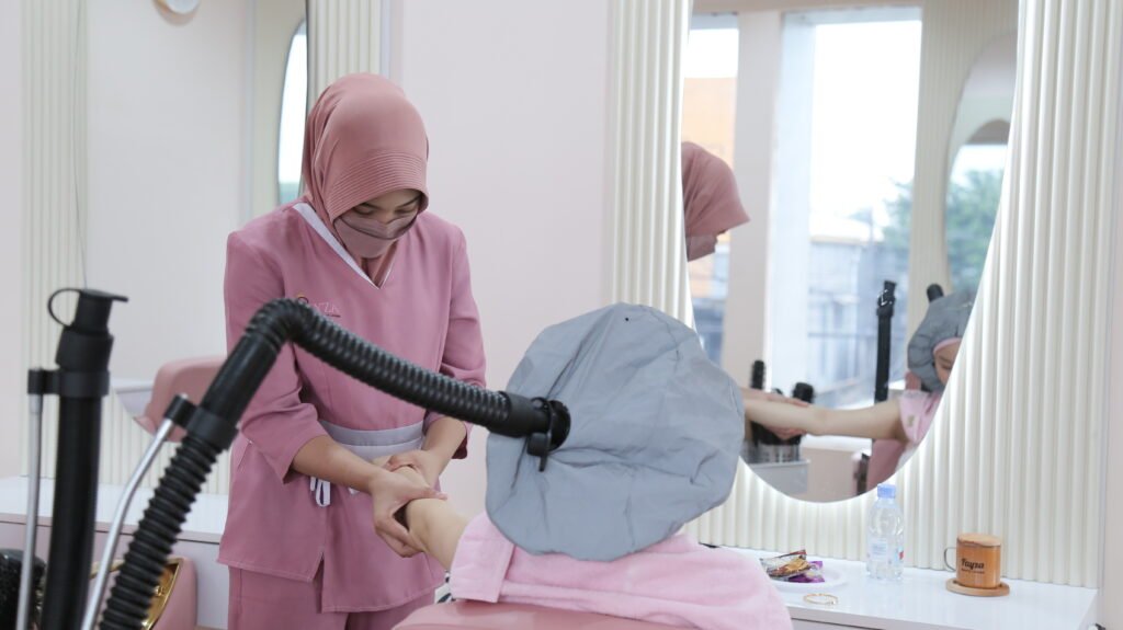 perawatan-rambut-hairspa